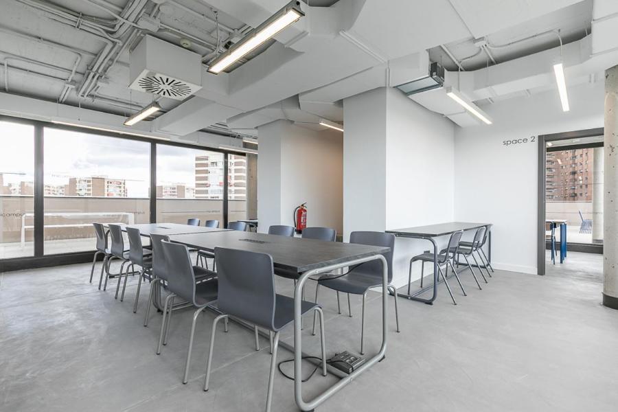 Micampus Madrid Sinesio Delgado Student Residence Eksteriør bilde